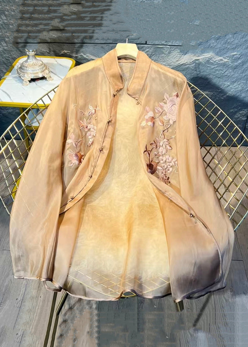 Polished Blouse with an Effortless Classic Look