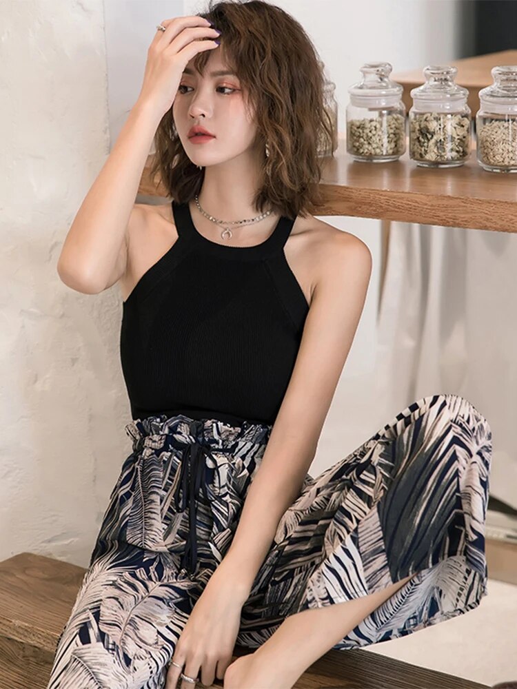 A Vintage Style Top with Delicate Timeless Details