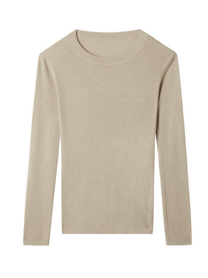 Well Tailored Sweater with a Graceful Silhouette