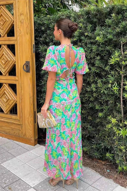 Classic Vintage & Enduringly Stylish Dress