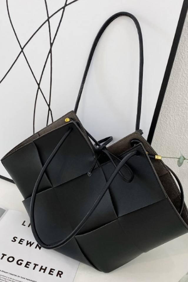 Beautifully Crafted Bag in a Classic Style