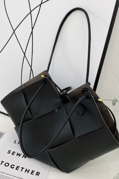 Beautifully Crafted Bag in a Classic Style