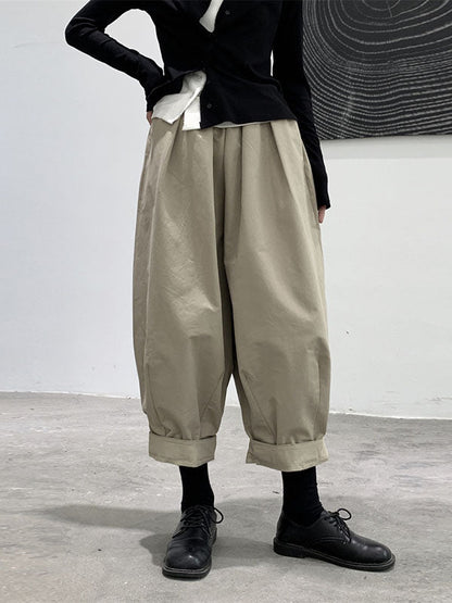 Effortlessly Elegant Pants with a Timeless Design