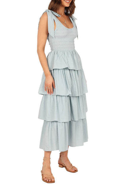 Gracefully Styled Dress for Any Occasion