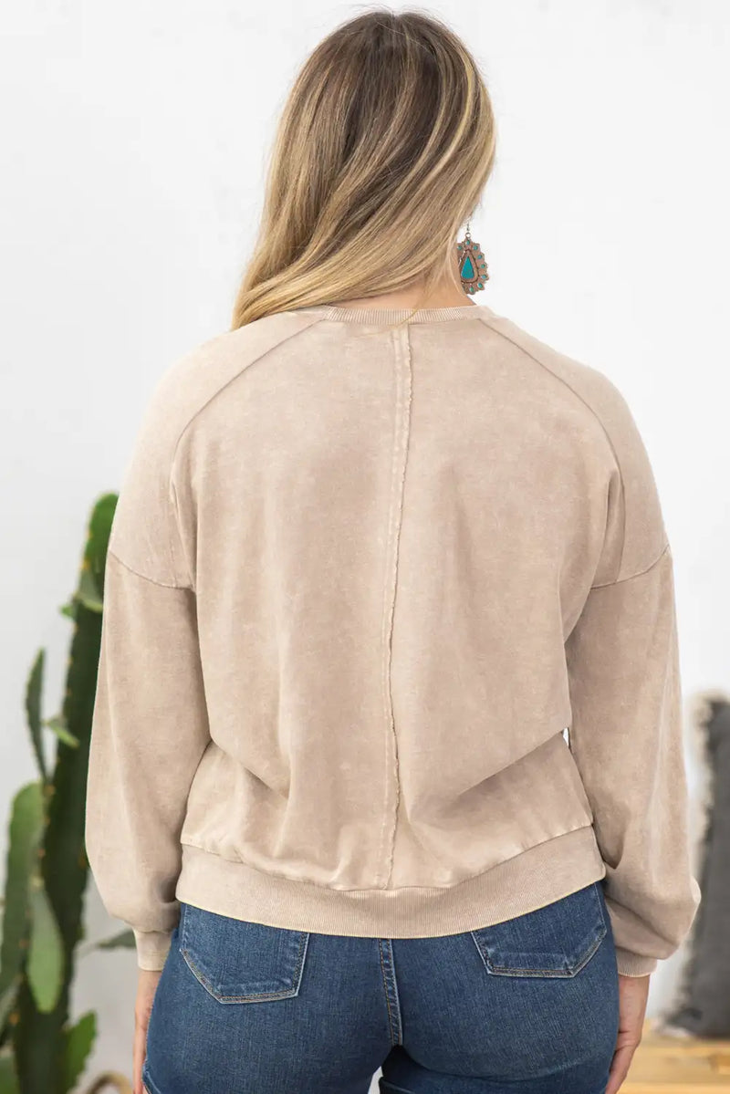 Effortlessly Elegant Shirt with a Timeless Design