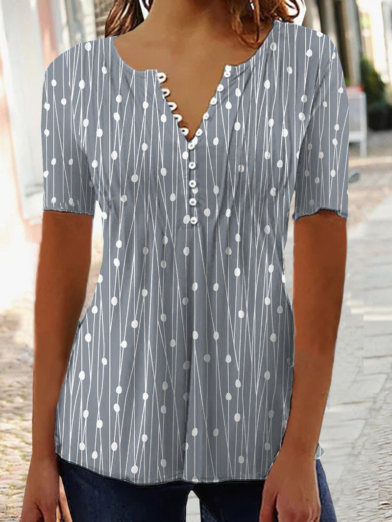 Effortlessly Elegant Garment with a Timeless Design
