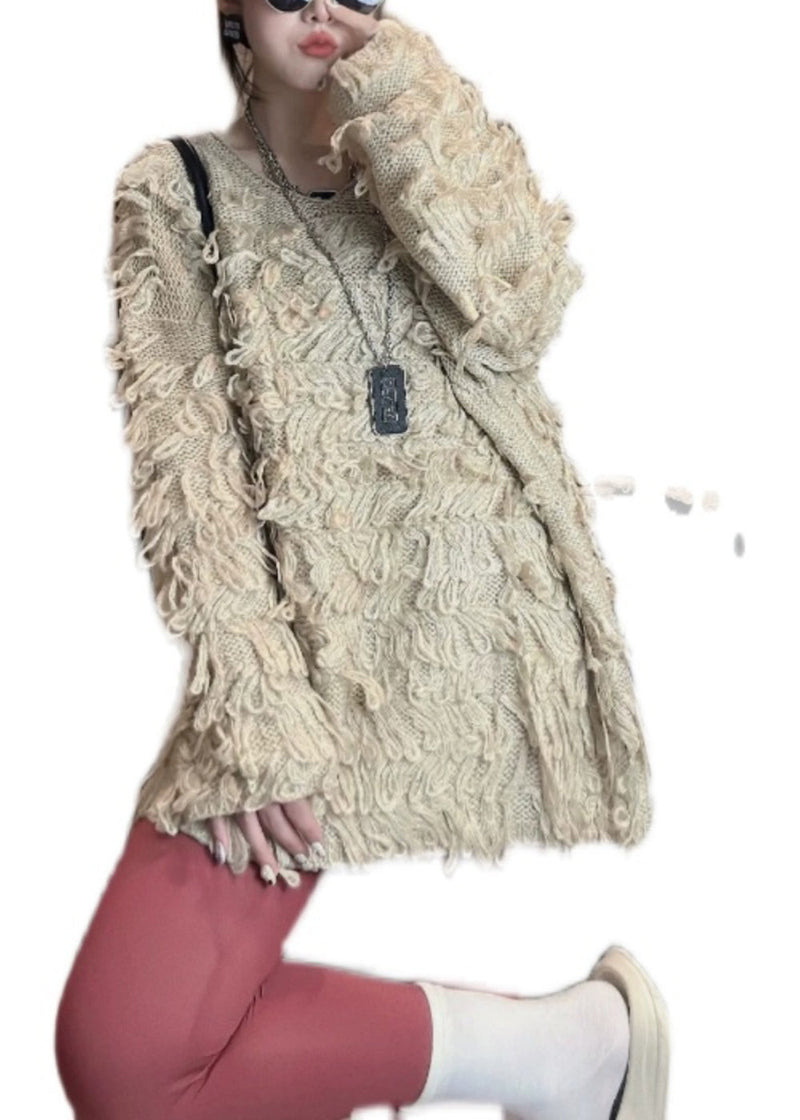 Classic Vintage Sweater with a Flattering Fit