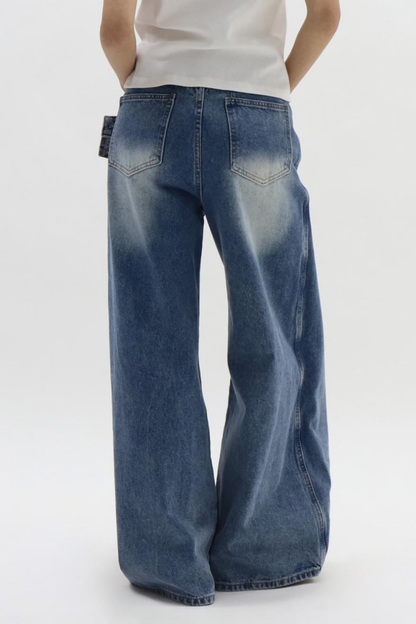Well Tailored Garment with a Graceful Silhouette