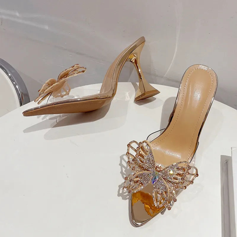 Polished Heels with an Effortless Classic Look