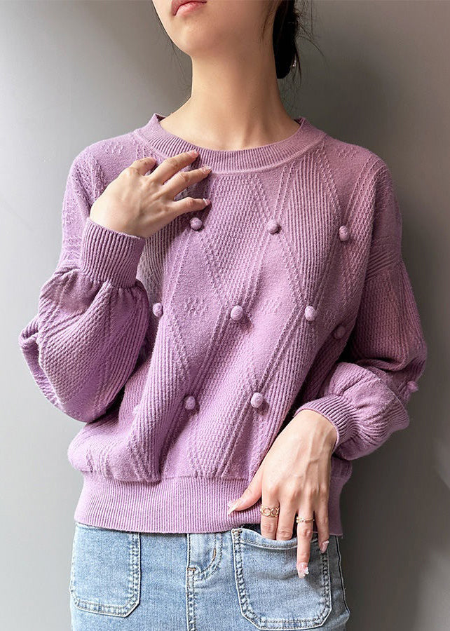Well Tailored Top with a Graceful Silhouette