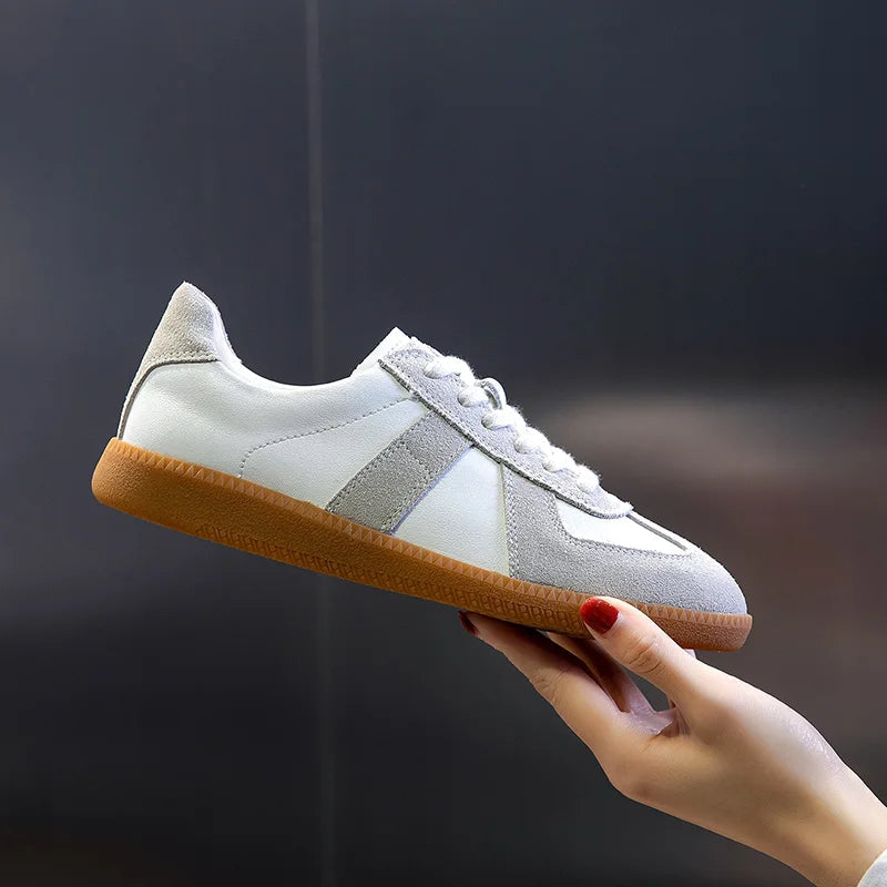 Classic Vintage Sneakers with a Flattering Fit