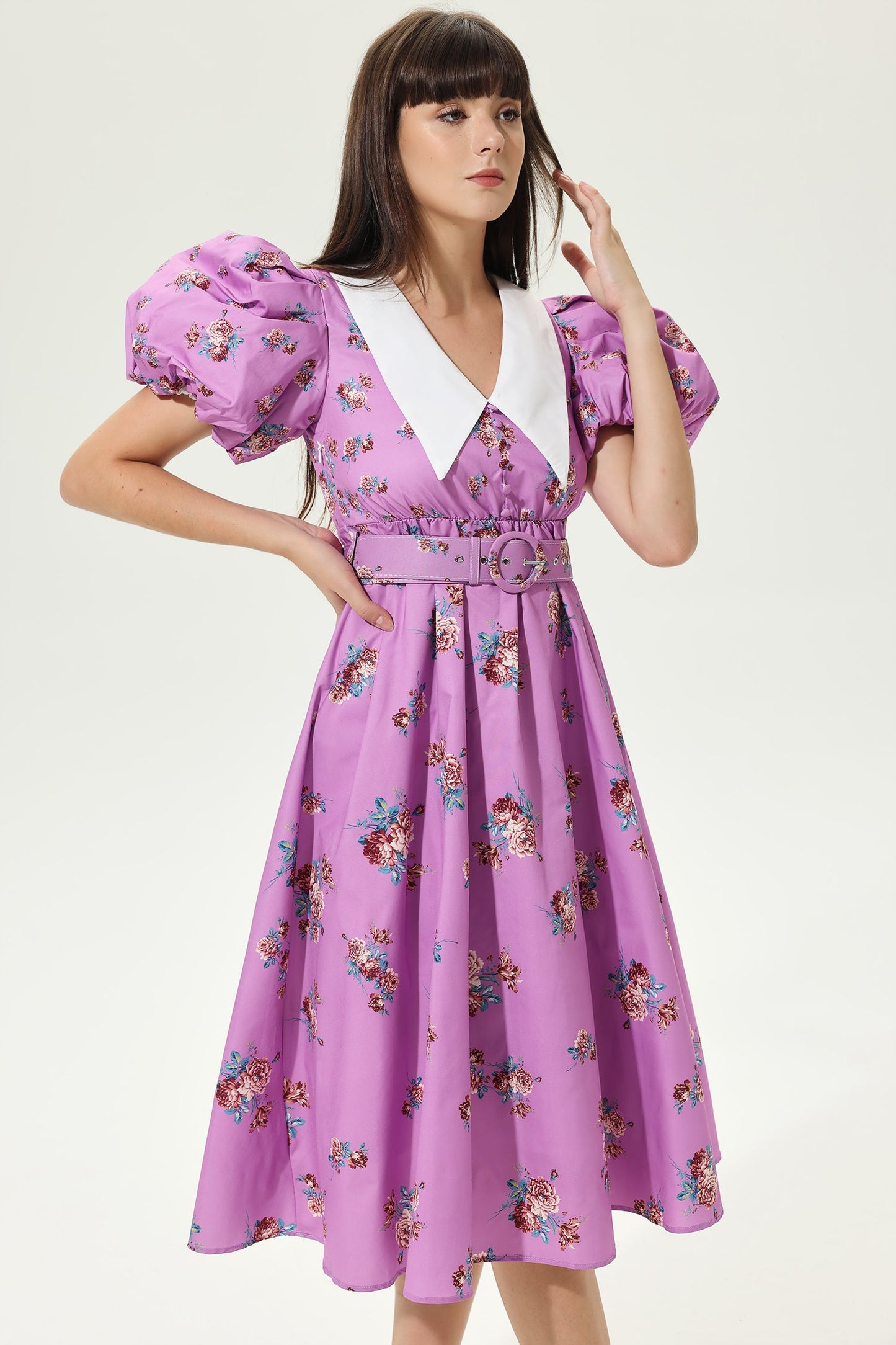 Gracefully Styled Dress for Any Occasion