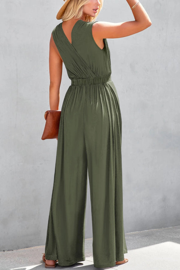 Sophisticated Garment with a Clean Classic Look