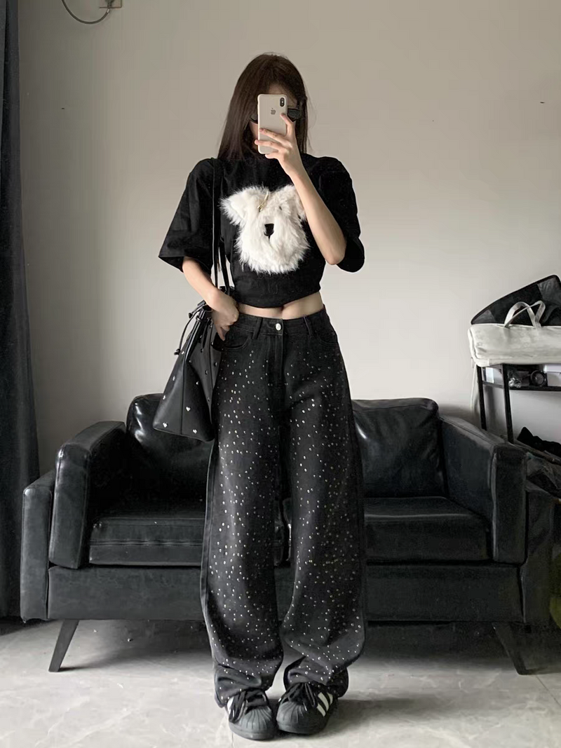 A Vintage Style Pants with Delicate Timeless Details