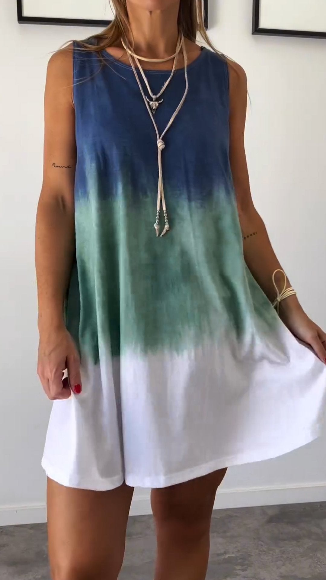 Well Tailored Dress with a Graceful Silhouette