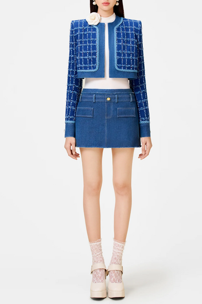 Gracefully Styled Jacket for Any Occasion