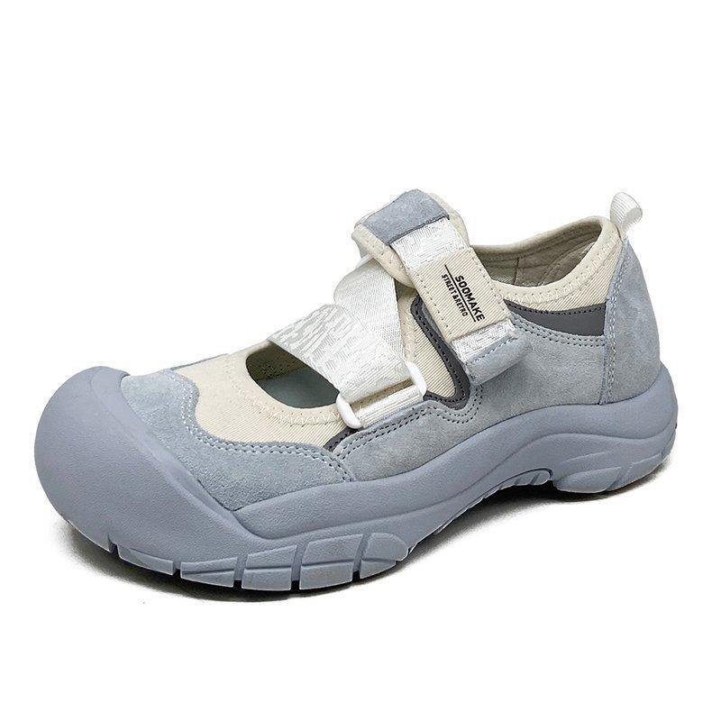 Elegantly Styled Shoes for Everyday Wear