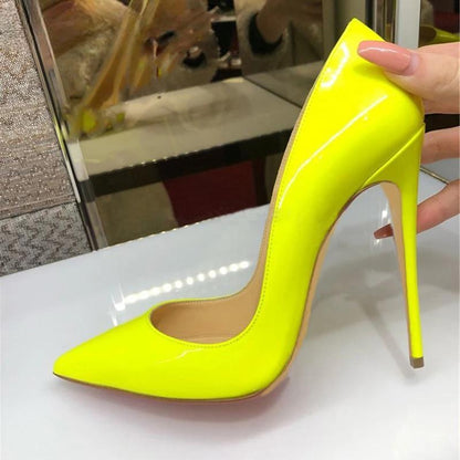 A Vintage Style Heels with Delicate Timeless Details