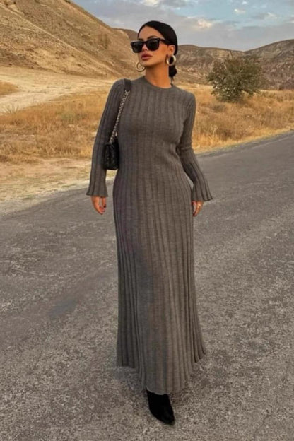 Beautifully Finished Sweater in a Timeless Design