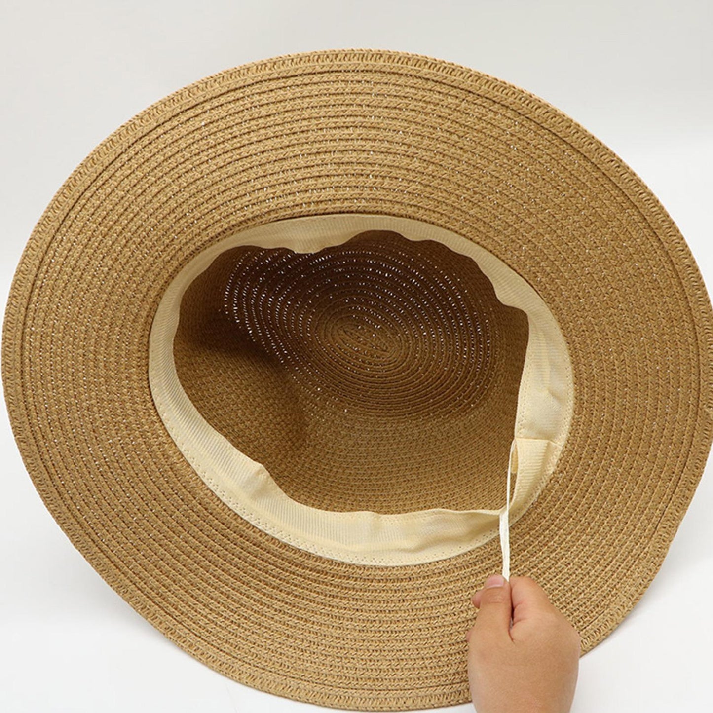 Effortlessly Elegant Garment with a Timeless Design