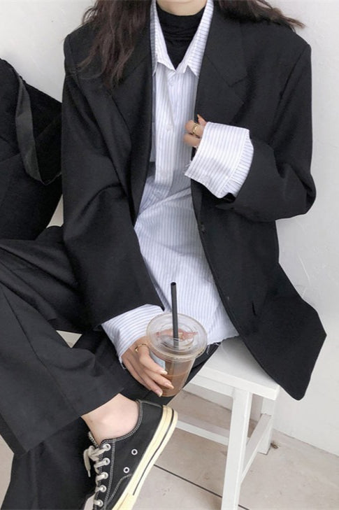 Well Tailored Garment with a Graceful Silhouette