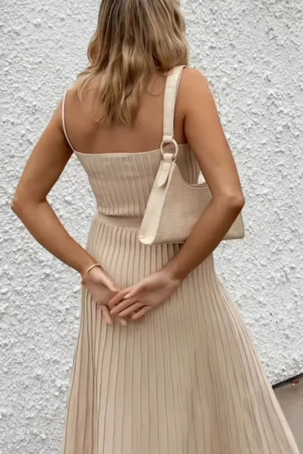 Polished Dress with an Effortless Classic Look