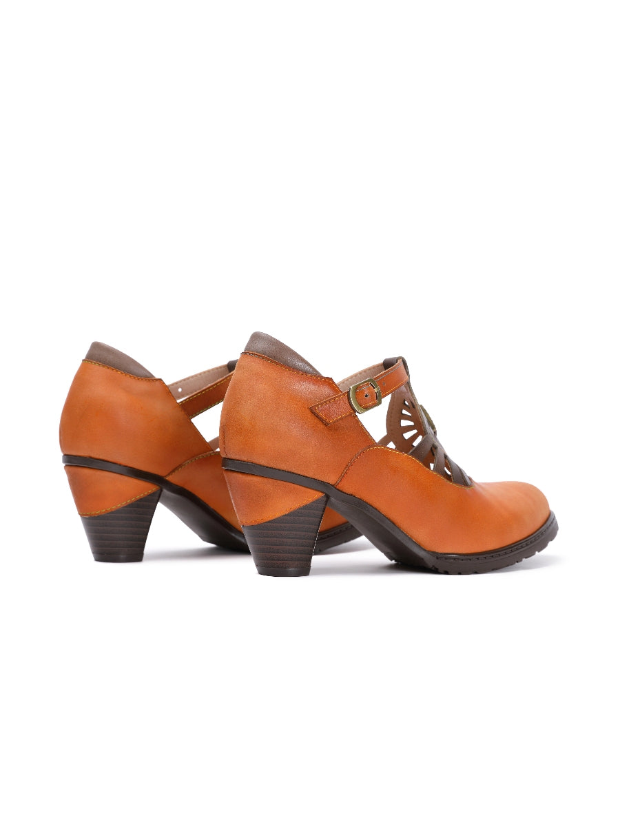 Sophisticated Garment with a Clean Classic Look
