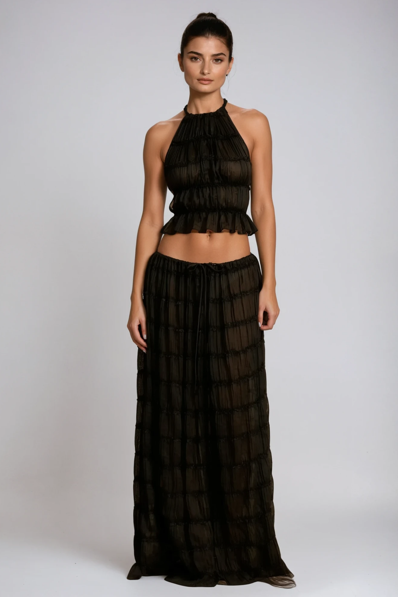 Well Tailored Garment with a Graceful Silhouette