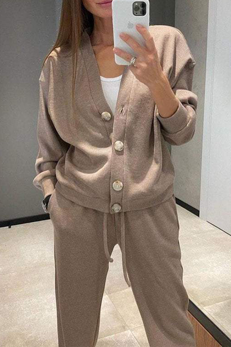 Gracefully Styled Garment for Any Occasion