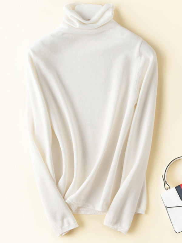 Classic Vintage Sweater with a Flattering Fit