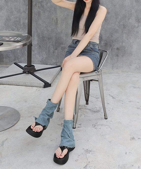 Well Tailored Boots with a Graceful Silhouette
