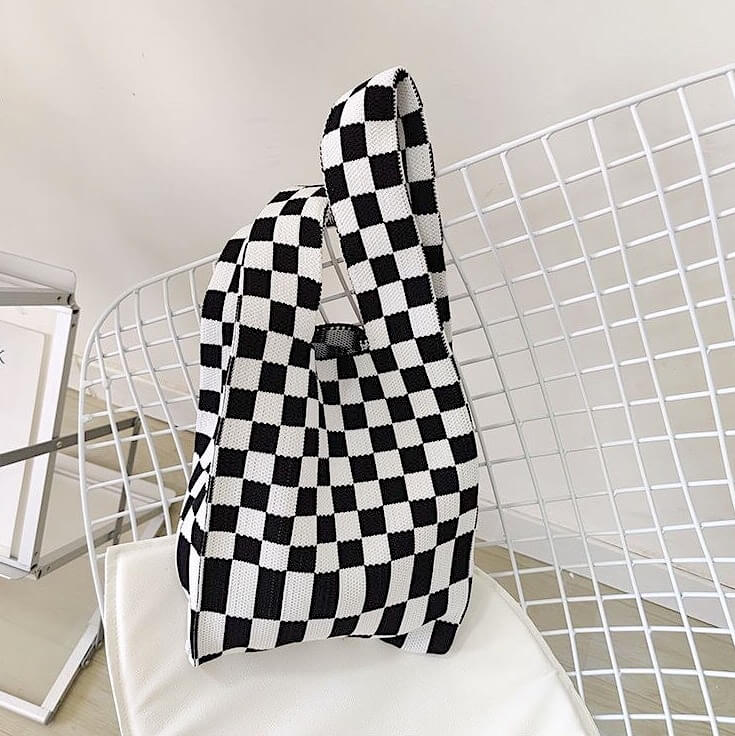 Polished Bag with an Effortless Classic Look