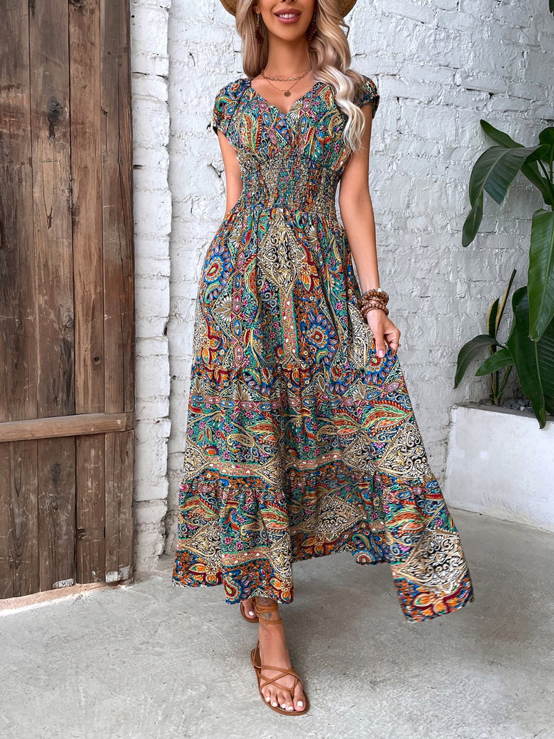 Effortlessly Elegant Dress with a Timeless Design