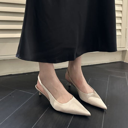 Gracefully Styled Garment for Any Occasion