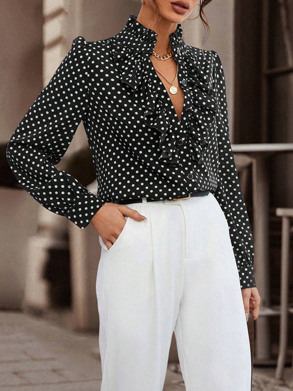 Beautifully Crafted Blouse in a Classic Style