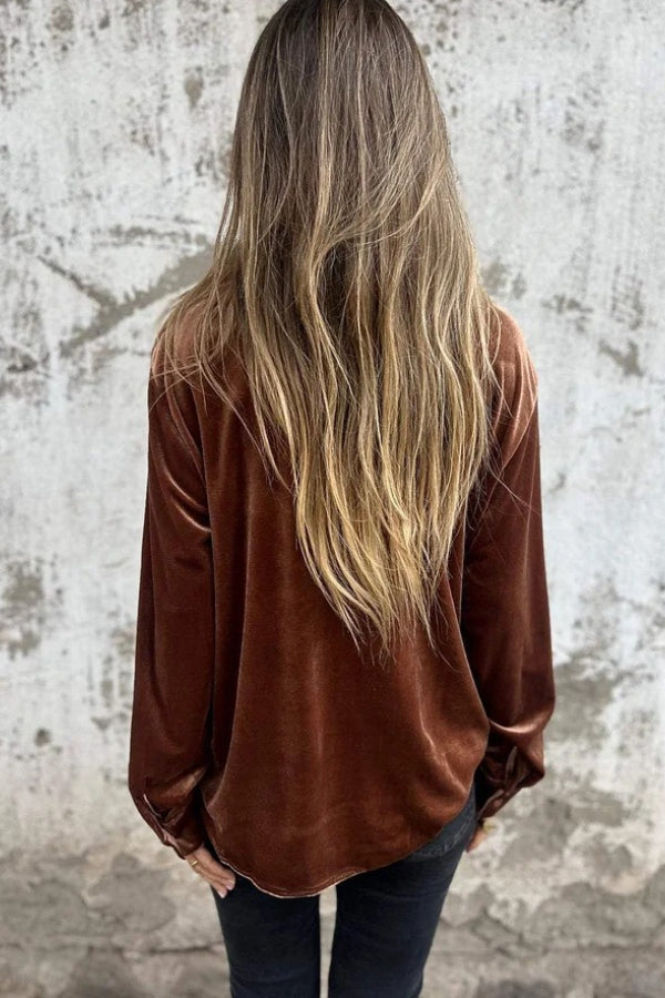 Effortlessly Elegant Shirt with a Timeless Design