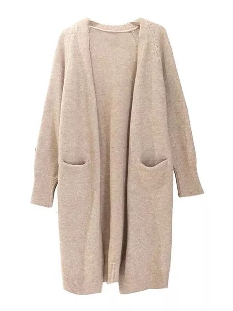 Well Tailored Cardigan with a Graceful Silhouette