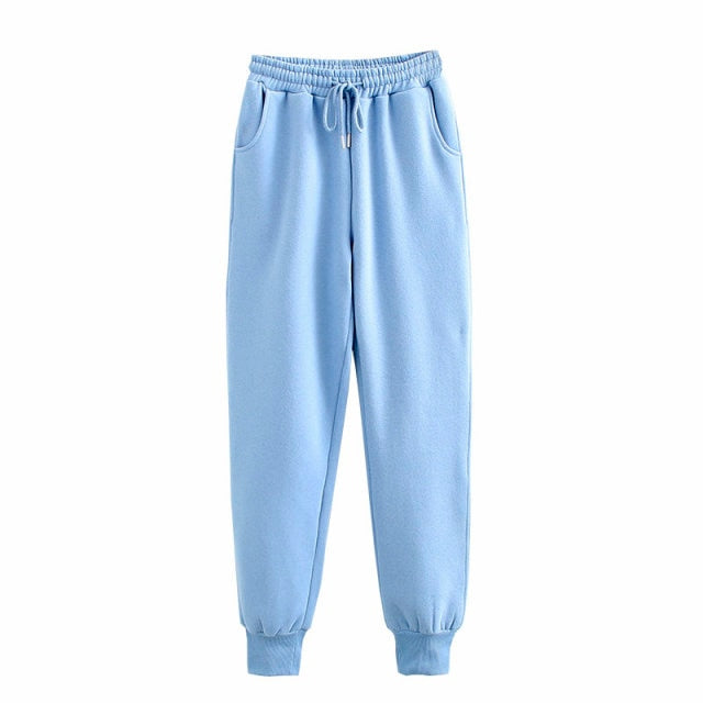 Classic Vintage Pants with a Flattering Fit