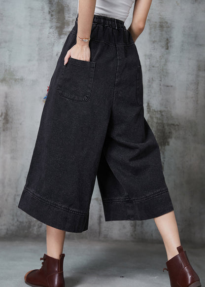 Elegantly Styled Pants for Everyday Wear