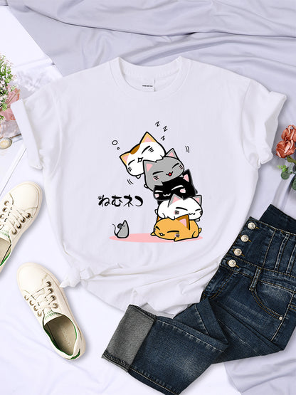 Well Tailored T-Shirt with a Graceful Silhouette