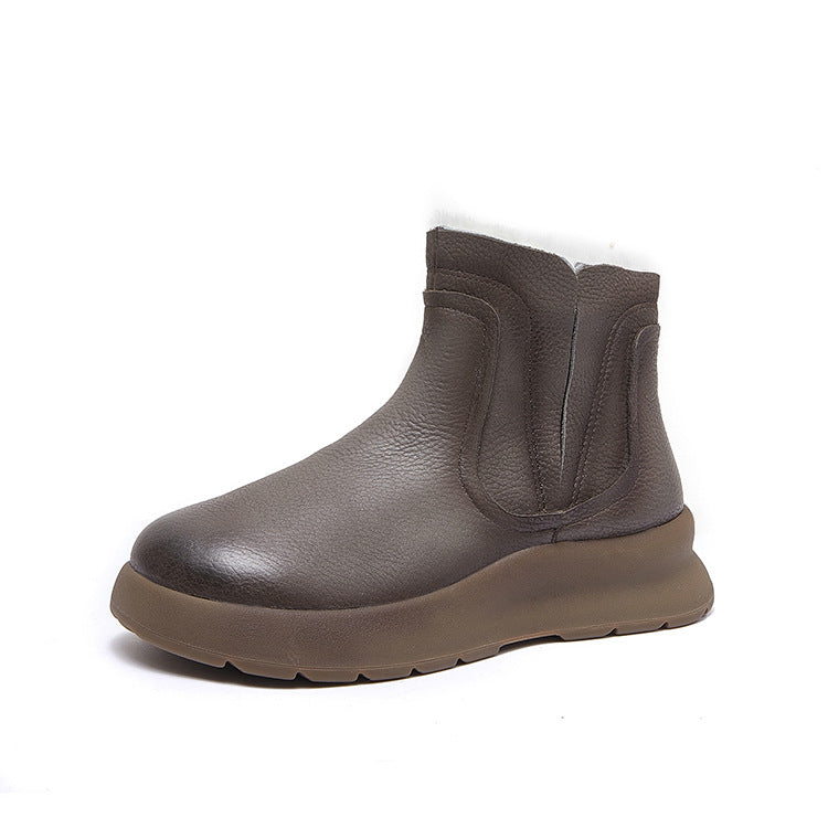 Beautifully Finished Boots in a Timeless Design