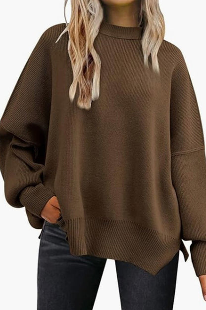 Well Tailored Sweater with a Graceful Silhouette