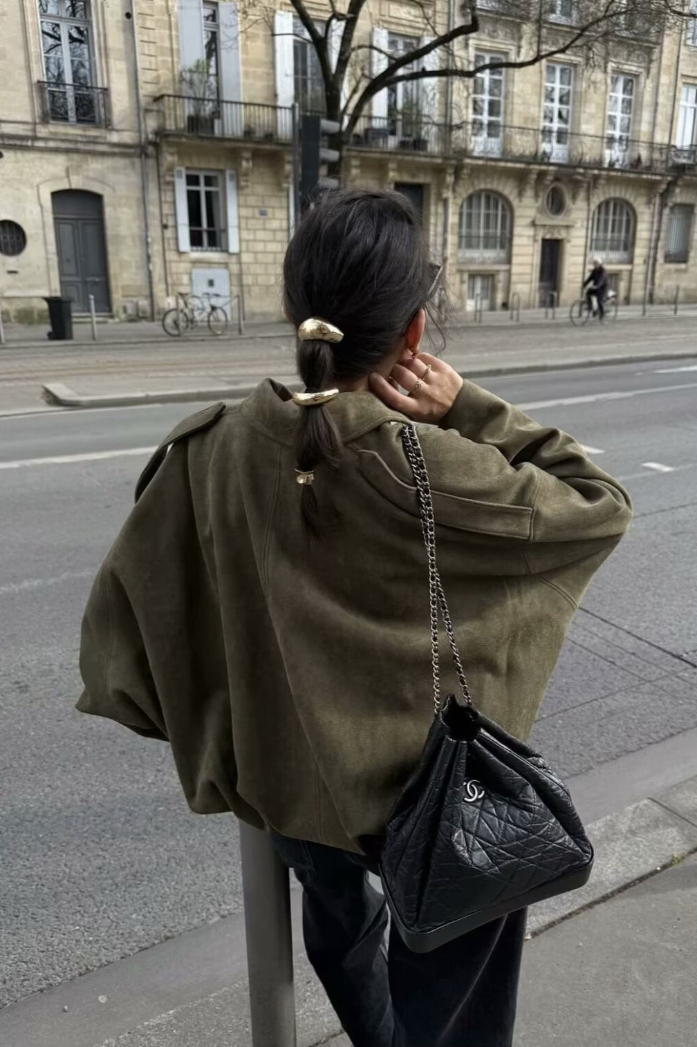Effortlessly Elegant Jacket with a Timeless Design