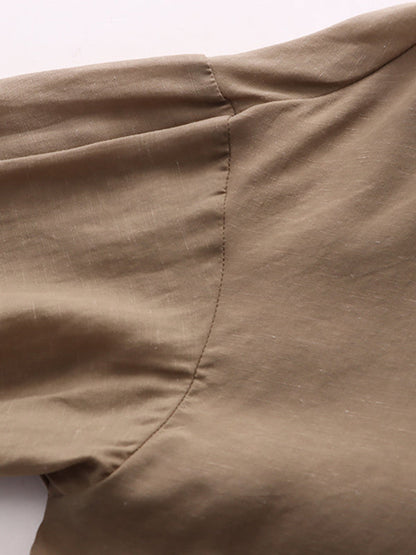 Classic Vintage Blouse with a Flattering Fit