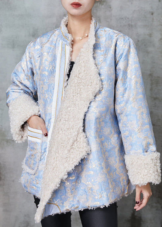 Elegantly Styled Coat for Everyday Wear