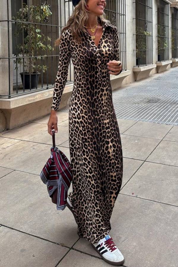 Sophisticated Dress with a Clean Classic Look