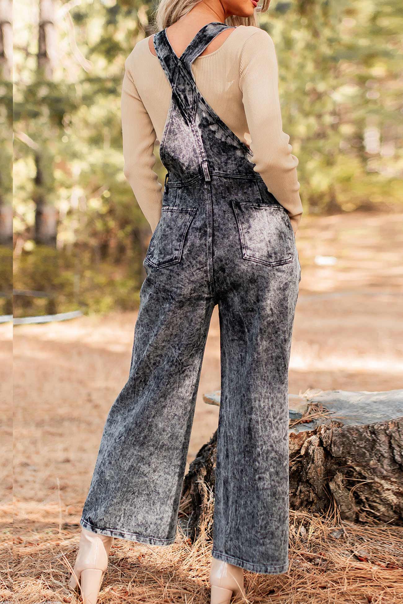 Classic Vintage Garment with a Flattering Fit