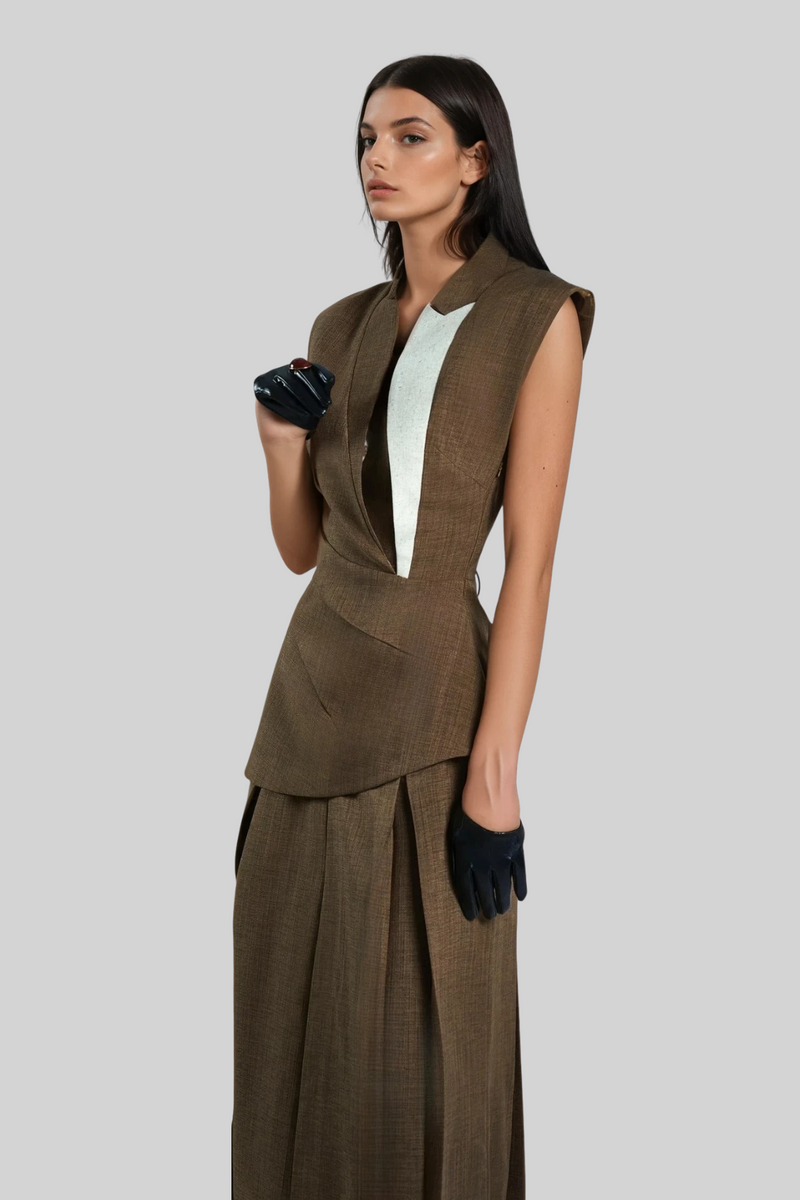 Gracefully Styled Garment for Any Occasion