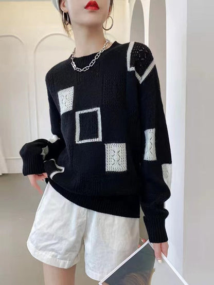 Well Tailored Sweater with a Graceful Silhouette
