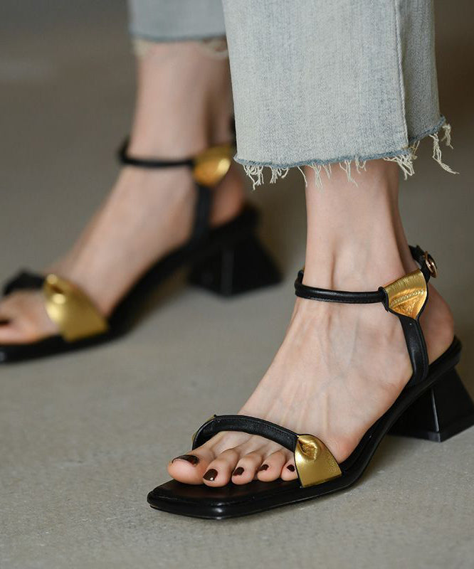 Effortlessly Elegant Sandals with a Timeless Design